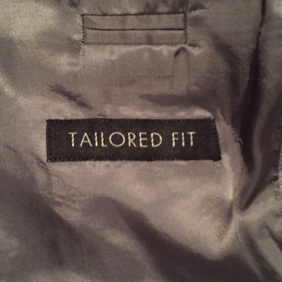 💯% Wool Jos A Bank Tailored Fit Gray Suit Jacket - Picture 7 of 8